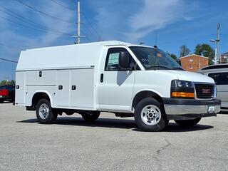 2025 Gmc Savana