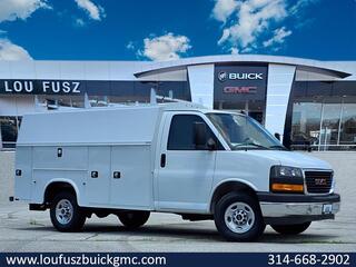 2025 Gmc Savana