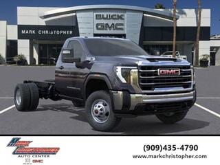 2025 Gmc Sierra 3500 HD Chassis Ca for sale in Ontario CA