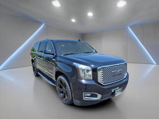 2017 Gmc Yukon Xl for sale in Freeport IL