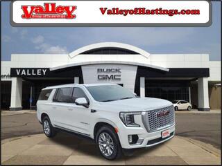 2021 Gmc Yukon Xl for sale in Hastings MN