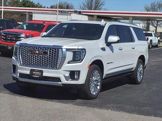 2023 Gmc Yukon Xl for sale in Savoy IL