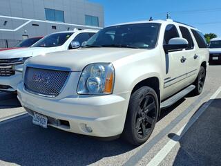 2013 Gmc Yukon Xl for sale in Fenton MO