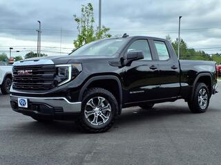 2025 Gmc Sierra 1500 for sale in Somersworth NH
