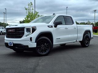2025 Gmc Sierra 1500 for sale in Somersworth NH