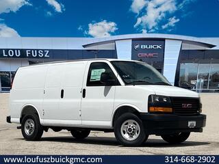 2025 Gmc Savana