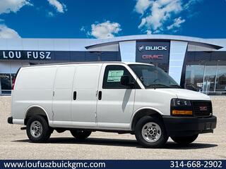 2025 Gmc Savana
