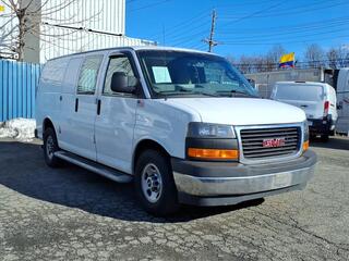 2017 Gmc Savana for sale in Newark NJ