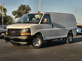 2025 Gmc Savana