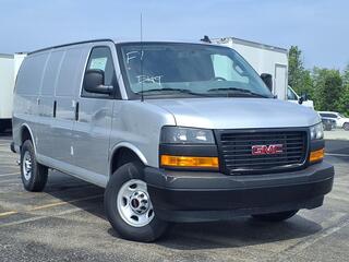 2025 Gmc Savana