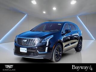 2025 Cadillac XT5