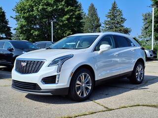 2025 Cadillac XT5