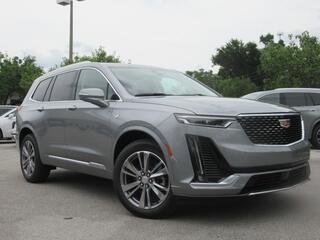 2025 Cadillac XT6