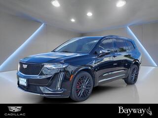 2022 Cadillac XT6