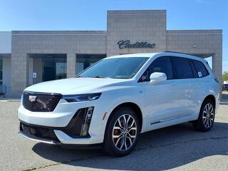 2025 Cadillac XT6
