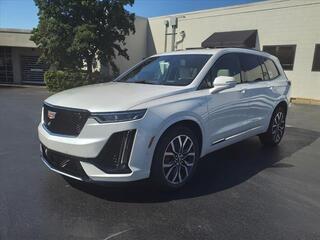 2025 Cadillac XT6