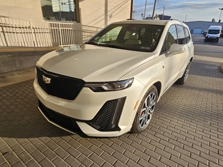 2023 Cadillac XT6