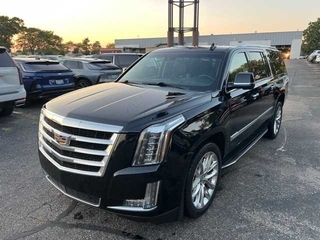 2019 Cadillac Escalade Esv for sale in Plymouth MI