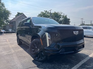 2025 Cadillac Escalade Esv