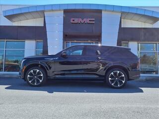2025 Cadillac Escalade Iq