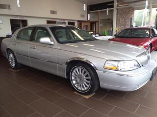 2005 Lincoln Town Car