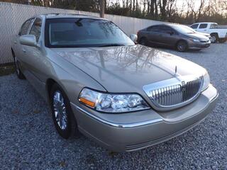 2006 Lincoln Town Car