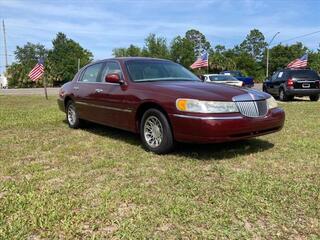 2001 Lincoln Town Car