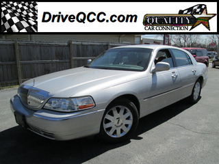 2003 Lincoln Town Car