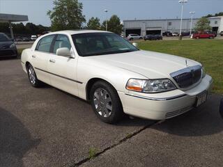 2004 Lincoln Town Car