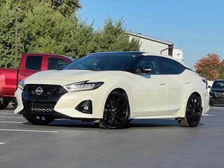 2023 Nissan Maxima