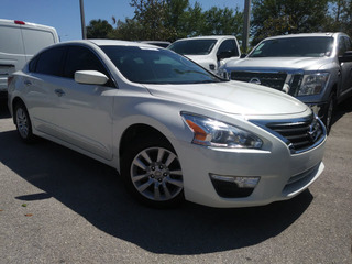 2015 Nissan Altima for sale in Riviera Beach FL