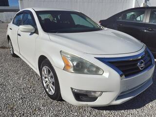2013 Nissan Altima for sale in Guthrie KY