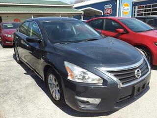 2014 Nissan Altima for sale in Guthrie KY