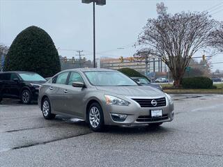 2015 Nissan Altima for sale in Lansing MI