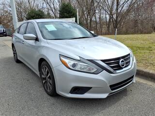 2017 Nissan Altima for sale in Clarksville TN