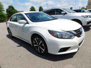 2016 Nissan Altima for sale in Clarksville TN