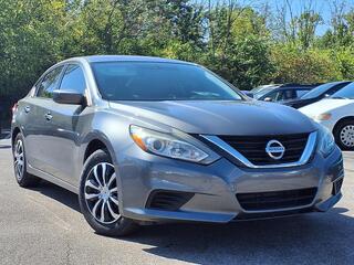 2018 Nissan Altima for sale in Cincinnati OH