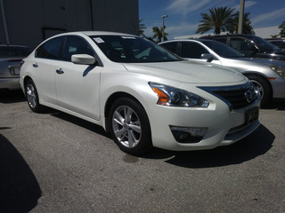 2015 Nissan Altima for sale in Riviera Beach FL