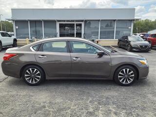 2017 Nissan Altima for sale in Pine Bluff AR