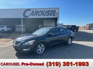 2015 Nissan Altima for sale in Iowa City IA