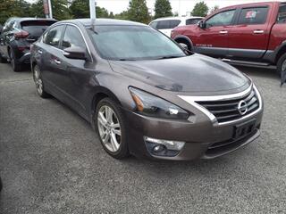 2013 Nissan Altima for sale in Clarksville TN