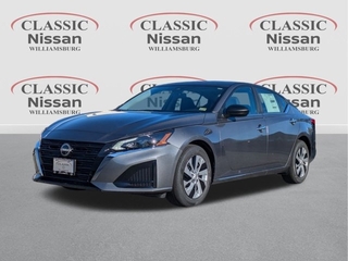 2025 Nissan Altima