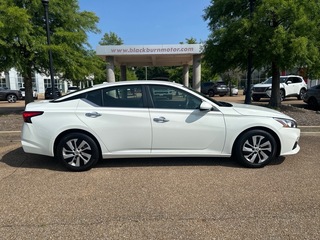 2020 Nissan Altima
