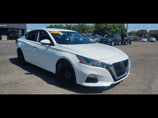 2019 Nissan Altima for sale in Hamilton OH