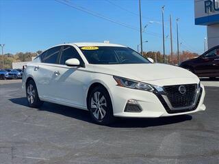 2020 Nissan Altima for sale in Clinton TN