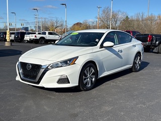 2019 Nissan Altima for sale in Elkhart IN