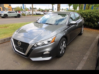 2020 Nissan Altima