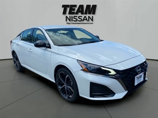 2025 Nissan Altima