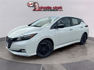 2024 Nissan Leaf