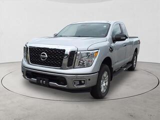 2017 Nissan Titan